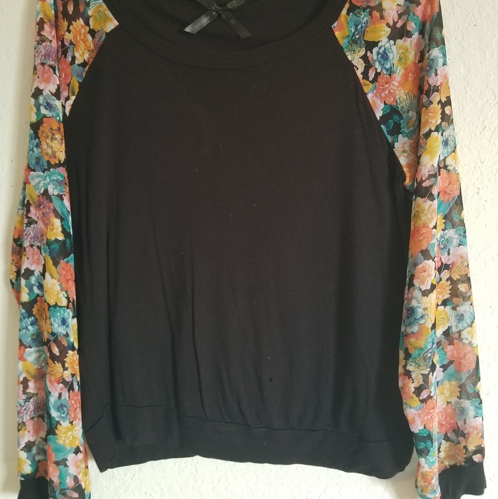 Long sleeve Flower shirt